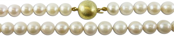 Perlenkette, jap. Akoyazuchtperlen 7mm, fast ganz rund, weiß-rose Lüster, Schließe in Gelbgold 585/-