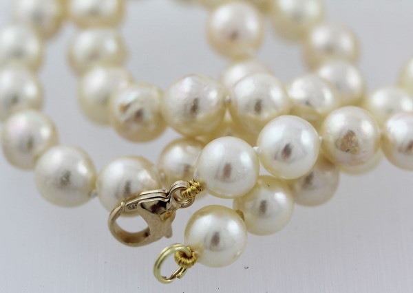 Perlenkette – Perlencollier Gelbgold 585 japanische Akoyazuchtperle