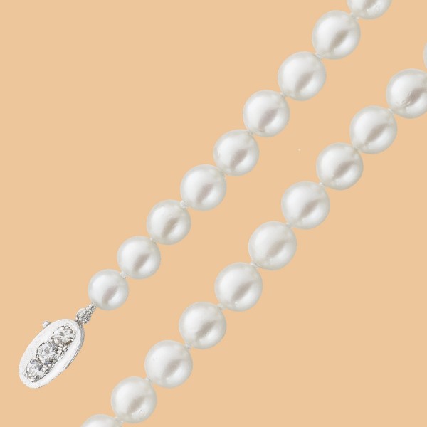 Perlenkette Japanische Akoyaperlen Weißgold 585 Brillantschließe 0,20ct W/Si  Perlqualität AAA