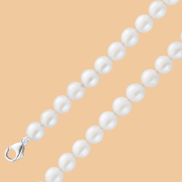 Perlenkette – Japanische Akoyaperle ganz weiß rund einfaches Lustre Karabiner Sterling Silber 925 56cm
