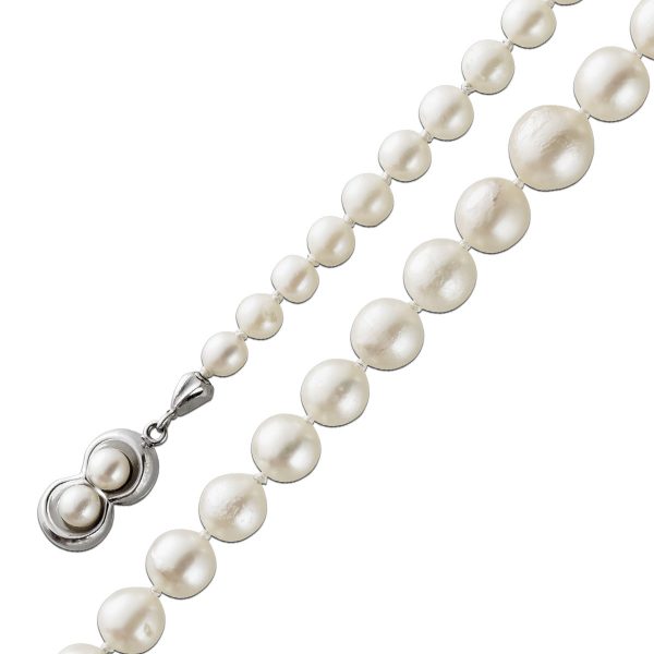 Perlenkette Japanische Akoyaperlen Kette Weißgold 585 Verschluss Perlen Verlauf 4mm bis 7,8mm fast ganz runde Perlen weißer Perlenglanz 45cm