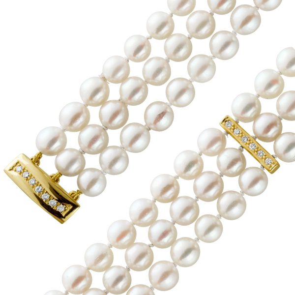 Antikes Japanisches Akoya Perlen Brillant Armband 1980 Top Zustand Perlen AAA perfektes Perlenlustre weiß rose ganz runde Perlen makellos Gelbgold 585 Schließe und Mittelteil 18 Brillanten 0,18ct. TW/VSI Länge19,5cm