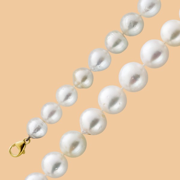 Perlenkette – Südseezuchtperlen 43cm Gelbgoldkarabiner 585