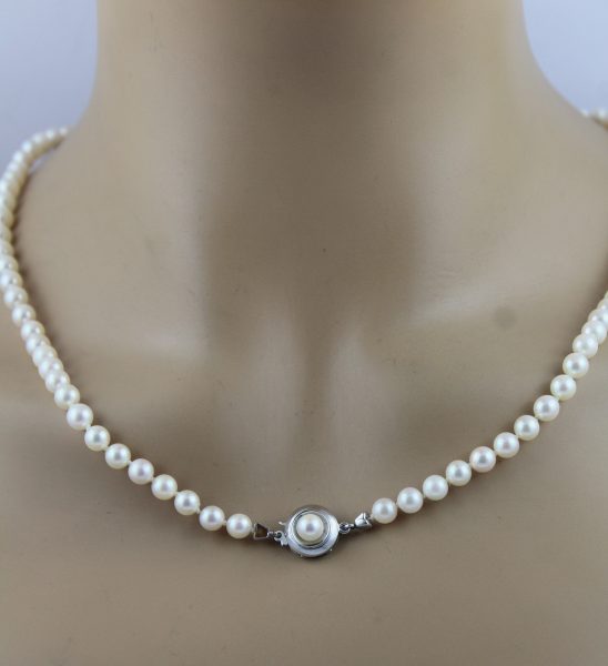 Perlenkette 55cm Silber 835 Jap. Akoyaperlen 5,6-5,9mm