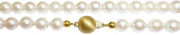 Perlenkette – wunderschönes Perlencollier mit Japanischen Akoyazuchtperlen in der Länge 40cm, mit fast makellosen und runden Perlen, und mit wunderschönem cremefarbenem Lüster, mit einem feinem Kugelverschluss in Gelbgold 375/-, der diamantiert ist, selbs