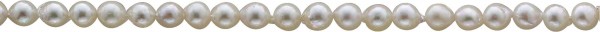 Perlenkette – Perlencollier 43 cm, 8 mm leicht barockförmige Akoya- zuchtperlen, schönes rosé- farbenes Lüster mit kleinen natürlichen Fehlern Karabiner in Weißgold 585/-